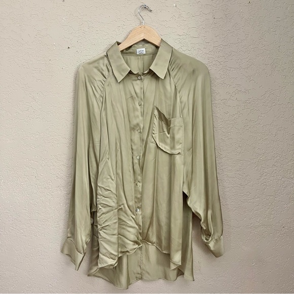 Wilfred | Cupro Button Down Top Size: Medium - Picture 1 of 4